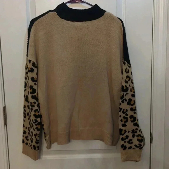 Jason Maxwell women's leopard print sweater - Picture 7 of 8